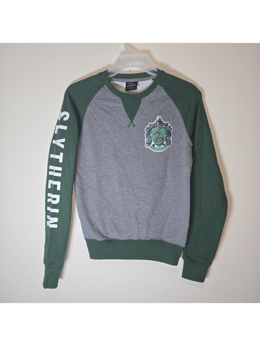 Universal Studios The Wizarding World of Harry Potter Slytherin Sweatshirt sz XS